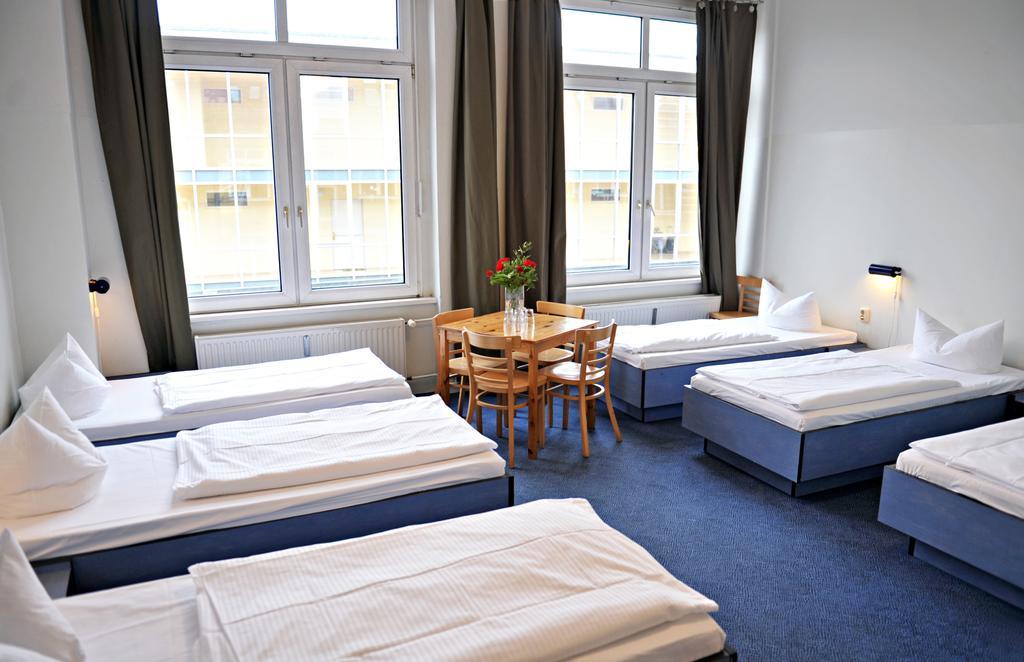Hotel Transit Loft Berlín Habitación foto