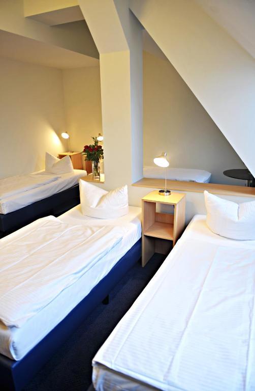 Hotel Transit Loft Berlín Habitación foto
